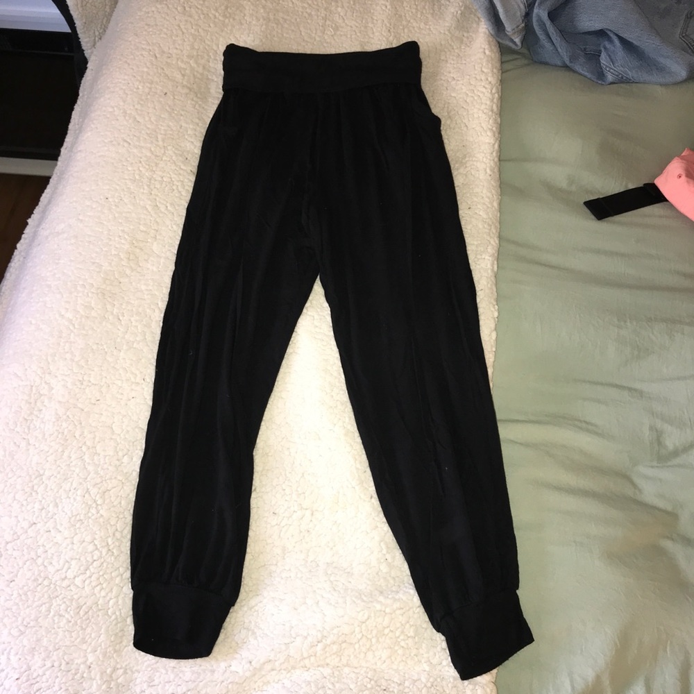 black aerie joggers